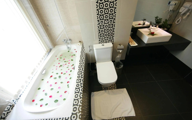 Hotel M