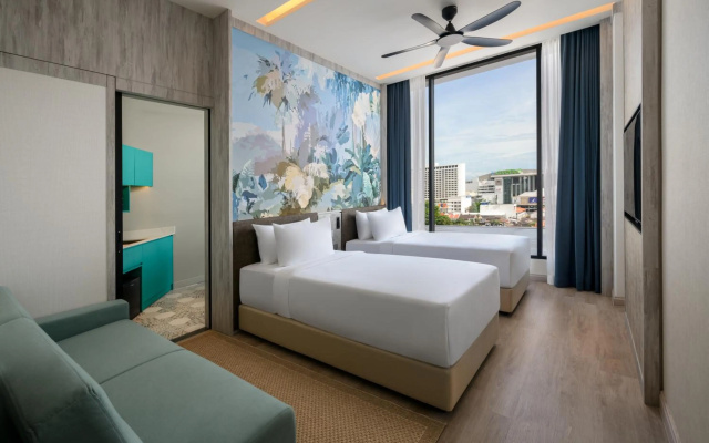 Fifth Avenue Hotel – Guest Rooms – George Town