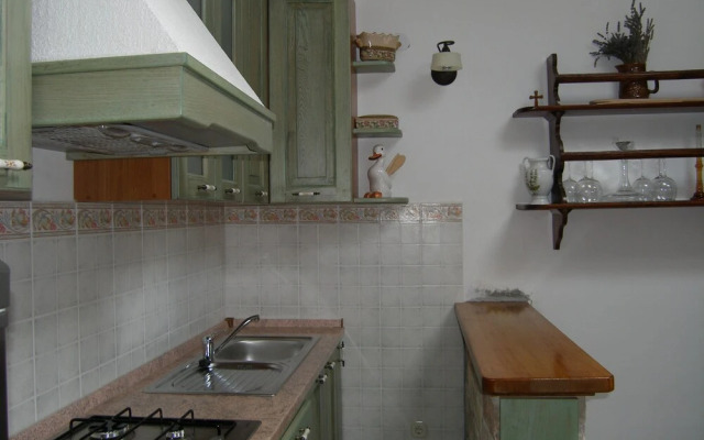 Easeful Pifar Apartment great location