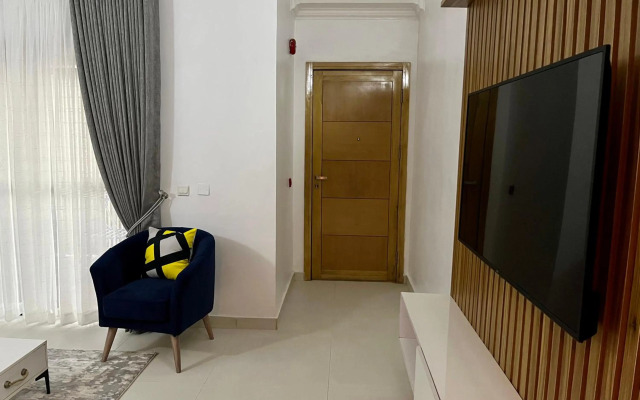 The Zen Loft - 2BR Open Plan Apt W/Pool+Smart Lock