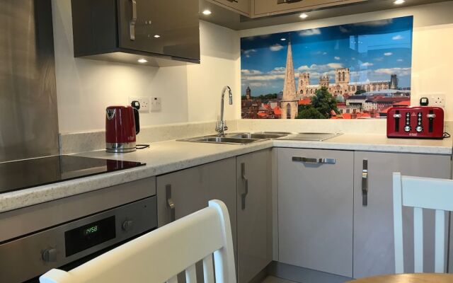 Bluebridge Walk Luxury Apartment