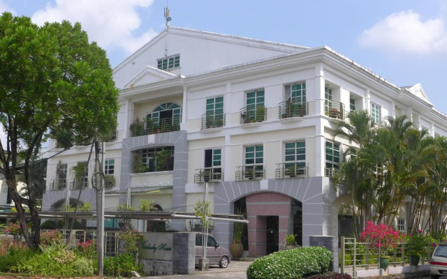 Wesberly Apartments