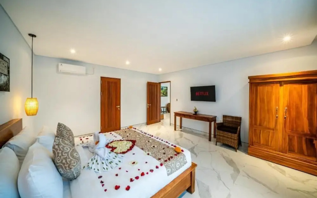 Villa Lotus Seminyak – Guest Rooms – Kerobokan Kelod