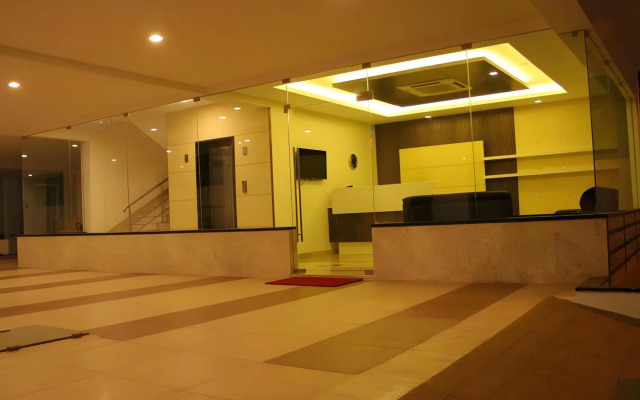 Hotel Grand Tree
