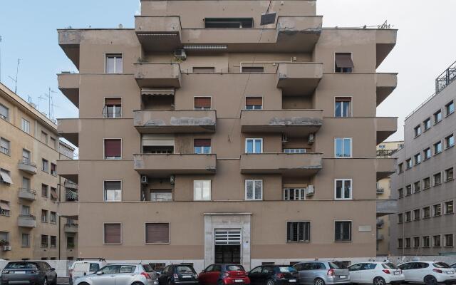 Tiber Stylish Apartment