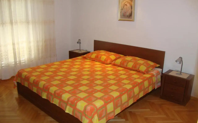Apartments Kuzmičic