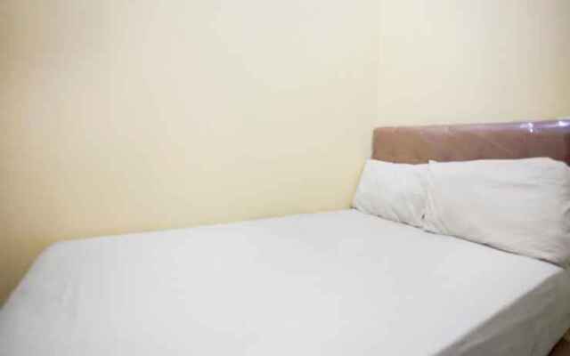 OYO Life 2249 Kost Teman