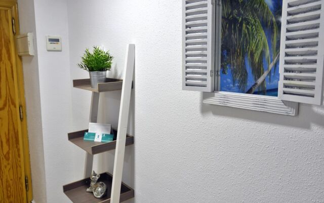 Apartamentos Vela y Serna - WONDERSTAYS