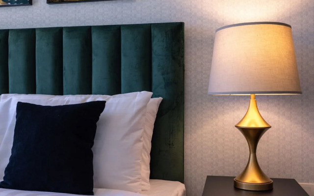 Marina Views Cosy Two Bed JBR by Belvilla