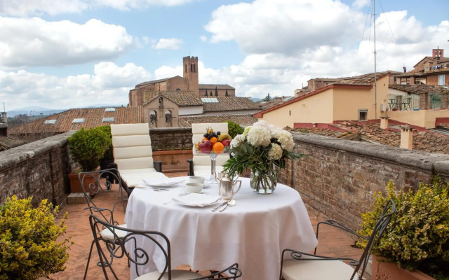 Grand Hotel Continental Siena – Starhotels Collezione