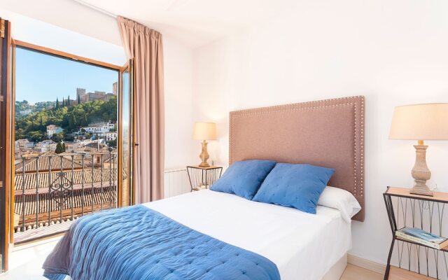 Bright 1 Bd Apartm Prime Location and Views to the Alhambra. Plaza Nueva Granada,