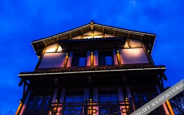 The Jade House · Hongjin