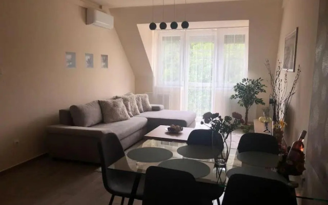 Stefi Apartman