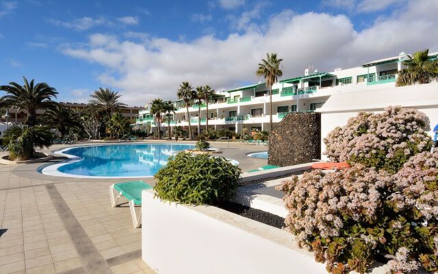 Cozy Apartment in Costa Teguise With Swimming Pool