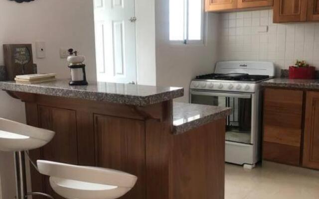 Hermoso y acogedor apartamento, próximo al centro.