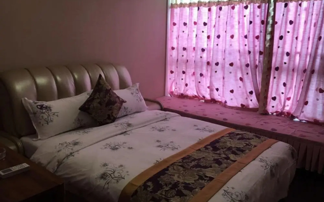 Zixinju Aparthotel
