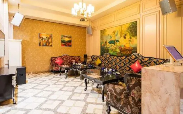 The Hotel V
