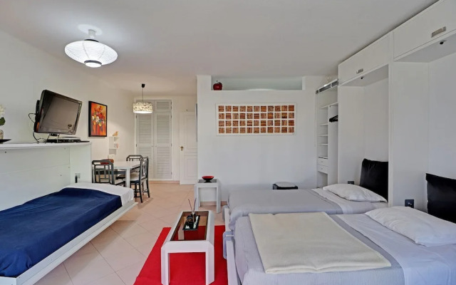 Vilamoura Stylish With Pool by Homing