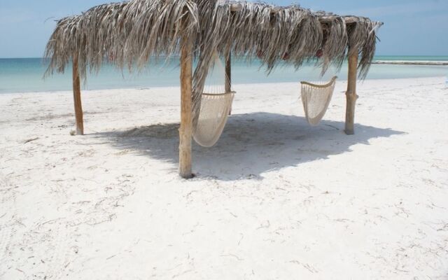 Holbox Deluxe Apartments