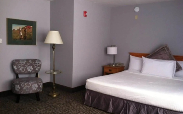 Coast Hilltop Inn