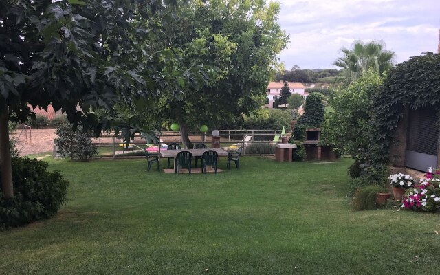 Masia Can Oller by Checkin