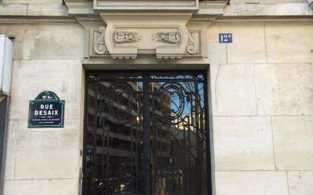 Relais12Bis Bed & Breakfast By Eiffel Tower