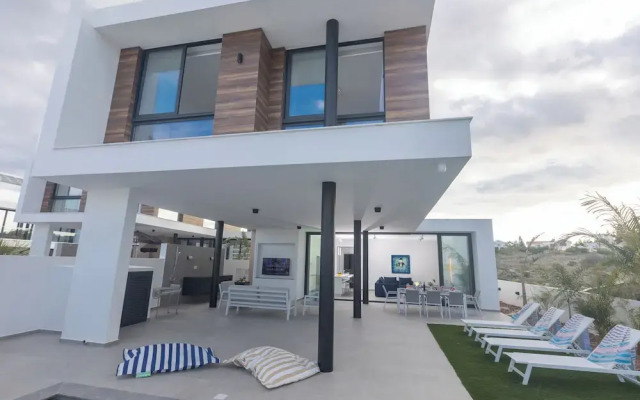 Protaras Aqua Pearl Villa Aq18