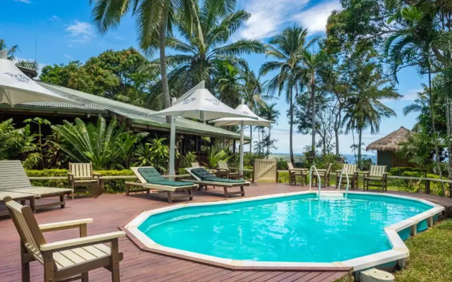Tufi Resort