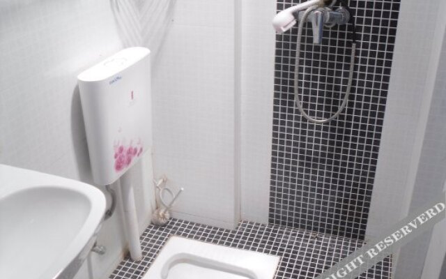 Baihualin Fashionable Hostel