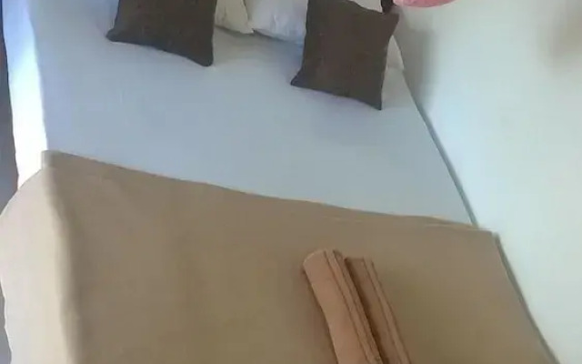 Ëlla Breeze Homestay