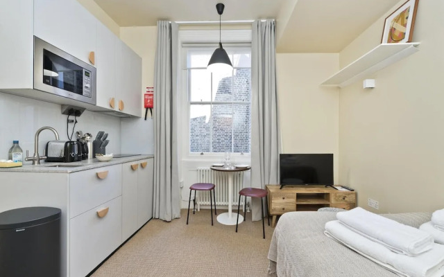 Spacious Studio Near Wonderful Primrose Hill