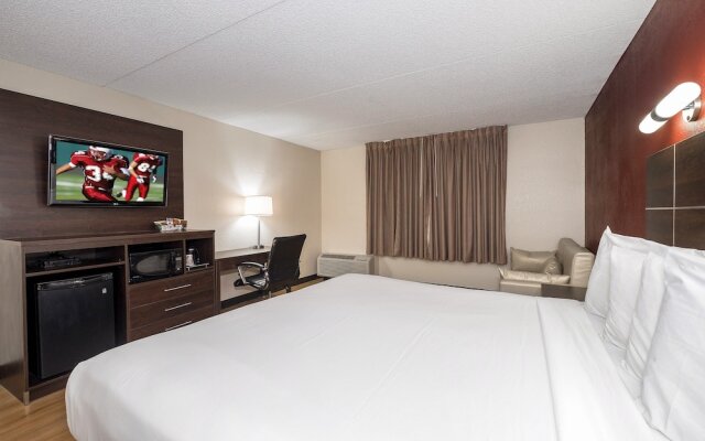 Red Roof Inn PLUS+ & Suites Knoxville West-Cedar Bluff