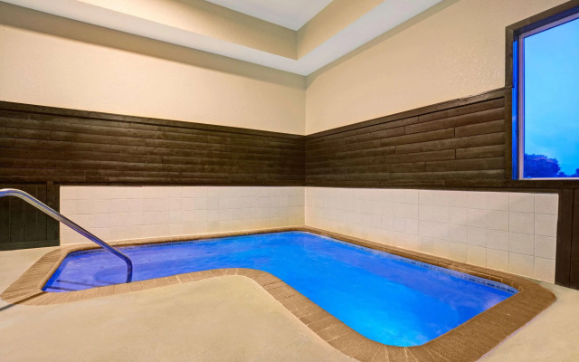 Blaine Town Inn & Suites