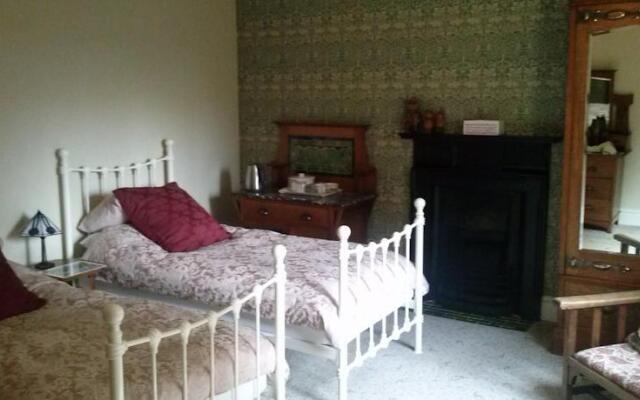 High Meadows Guest House