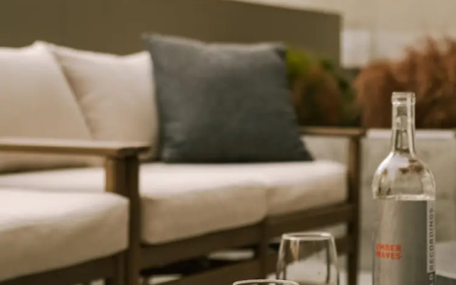 Sonder by Marriott Bonvoy The Winfield Apartments Downtown LA