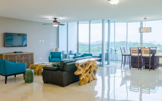 23o Penthouse Stunning Oceanview Resort Lifestyle