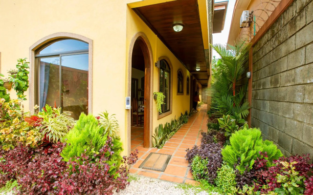 Sol y Luna Apartments