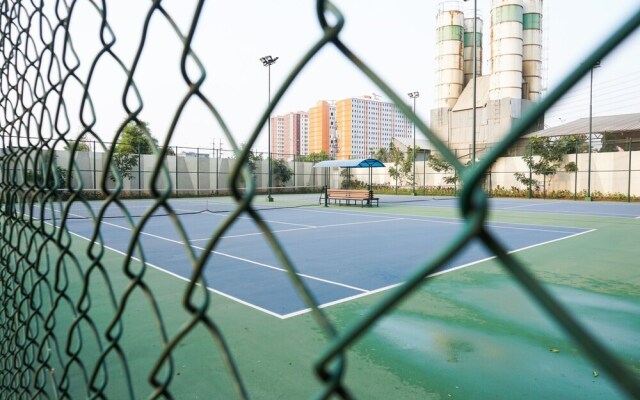 Comfort and Modern Studio at West Vista Apartment