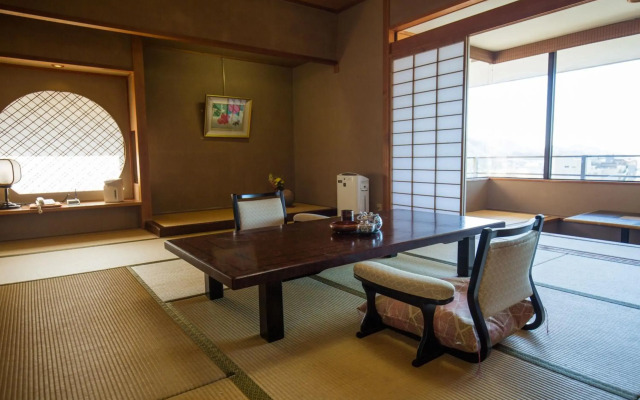 sakahijiri・gyokushoen