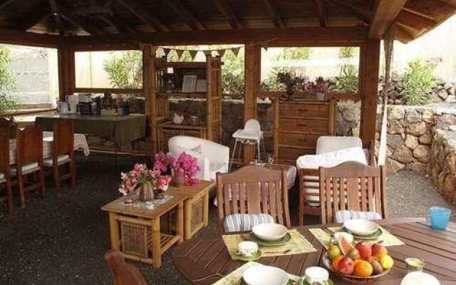 Villa Ada in Uga For 2P