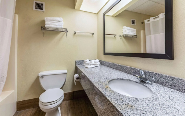 Quality Inn & Suites