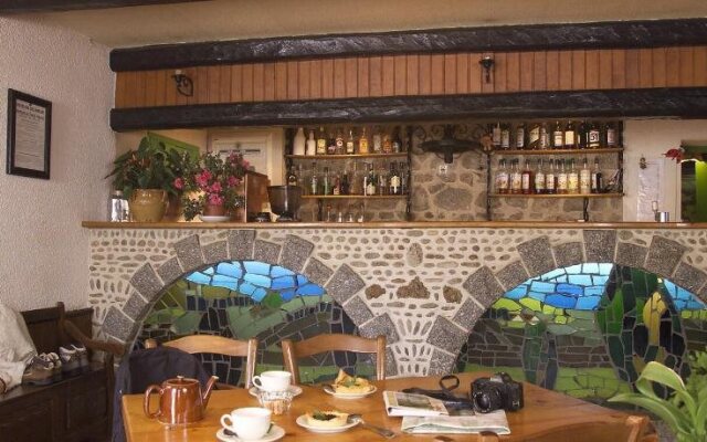 Hôtel au Pont de Raffiny