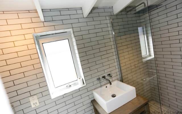 THE Cabin Croyde 4 Bedrooms