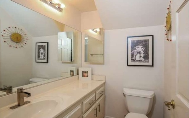 California Dreamin Sleeps 13 HW Hills