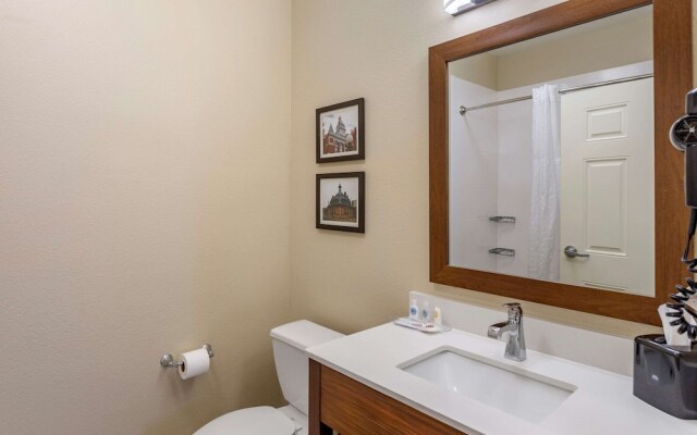 Mainstay Suites Fort Campbell