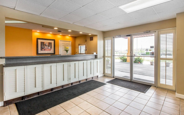 Econo Lodge