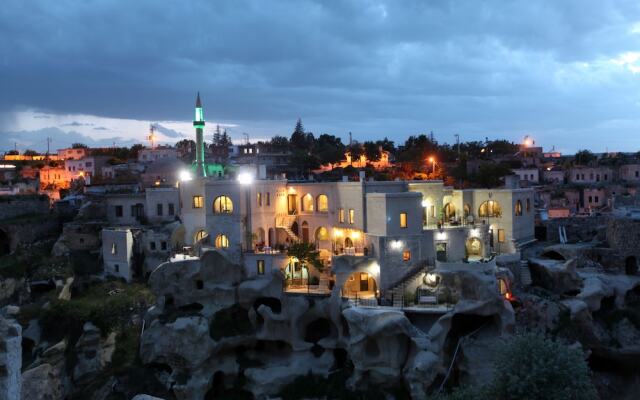 Larina Cave Otel