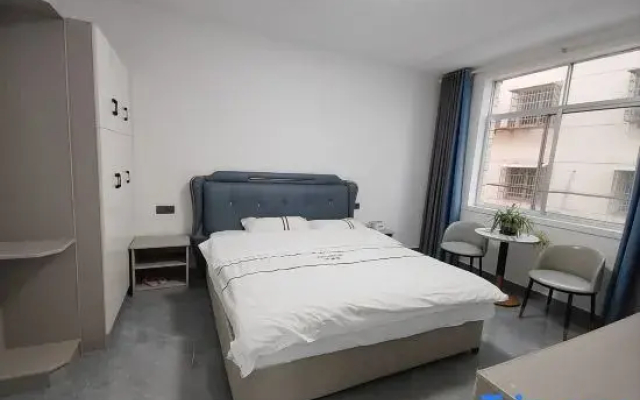 Hanshou Xiangfeng Apartment