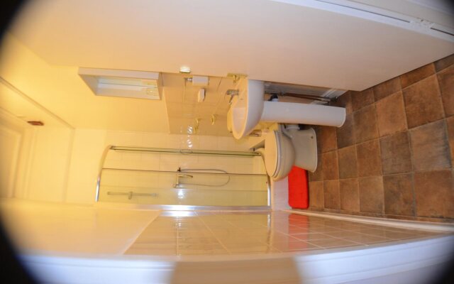 Queens Guesthouse Manchester