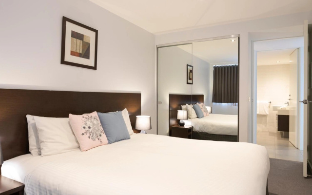 The Dolphin Apartments – Guest Rooms – Apollo Bay